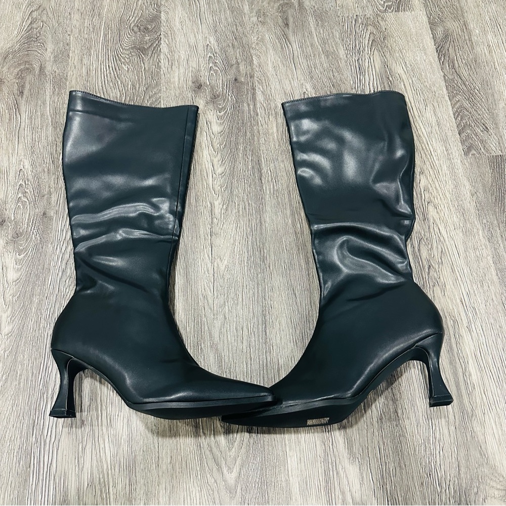 Sleek Black Heeled Boots with Kitten Heel